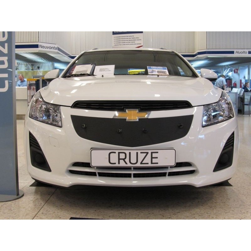 Radiatoriaus grotelių apdangalas CHEVROLET CRUZE UNIVERSAAL 2012-2014