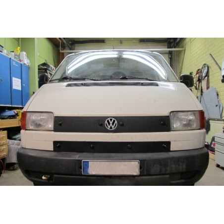 Radiatoriaus grotelių apdangalas VW TRANSPORTER T4 1990-2003